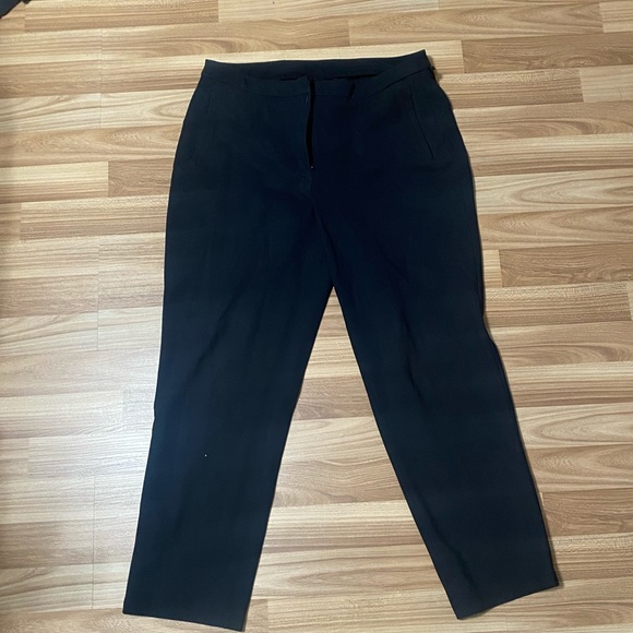 SOLD 💥 lululemon dress pants - Picture 5 of 5